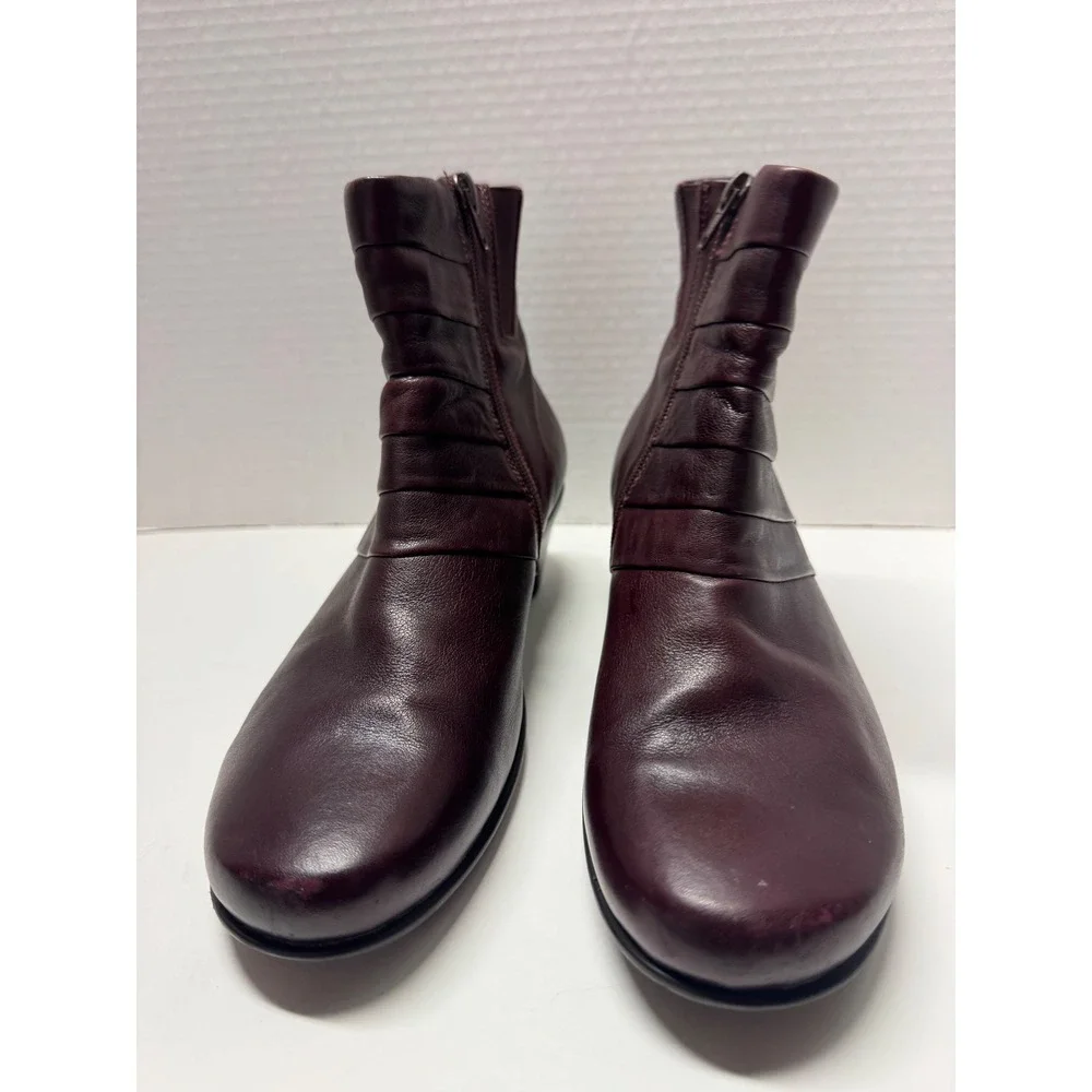 Naot‎ Burgundy Leather Pleated Button Ankle Boots Zipper Block Heel 39 8